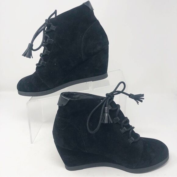 MADDEN GIRL | Black Deenna Velvet Lace Up Wedge Boots NEW Women’s Size 8 - Picture 2 of 11